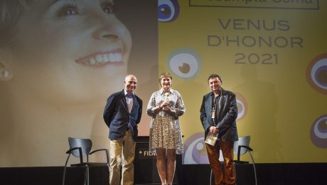 (Català) Assumpta Serna ha rebut aquesta tarda la Venus d’Honor de FILMETS Badalona Film Festival